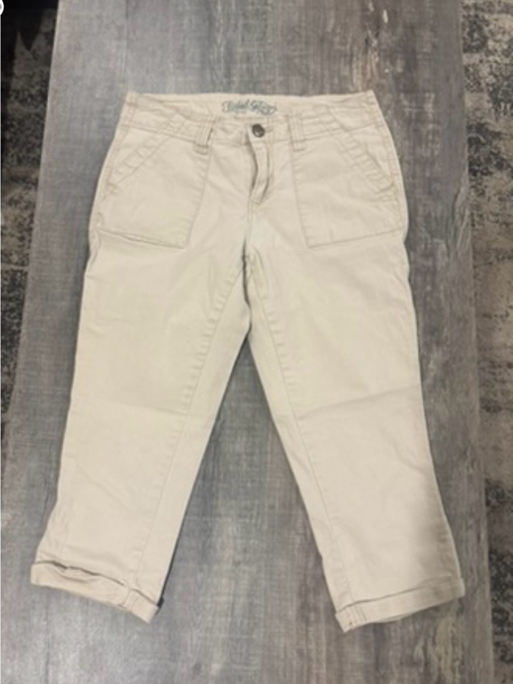 Faded Glory Cuffed Cargo Capri Pants Size 6 Khaki Beige Utility Y2K Casual